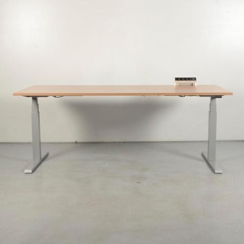Stekkerblok Bachman - Zwart / wit - 9 x 24 cm - 4 Voudig, Zakelijke goederen, Kantoor en Winkelinrichting | Kantoormeubilair en Inrichting