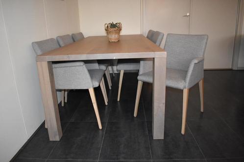 6 Mobitec stoelen Pure Classic in lichte stof en eiken poten, Huis en Inrichting, Stoelen, Vijf, Zes of meer stoelen, Grijs, Nieuw