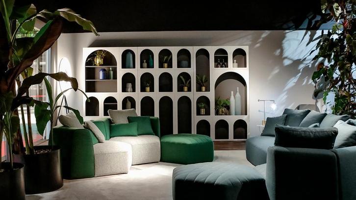 Bonaldo Cabinet de Curiosité boekenkast kast NIEUW in doos, Huis en Inrichting, Kasten | Boekenkasten, Nieuw