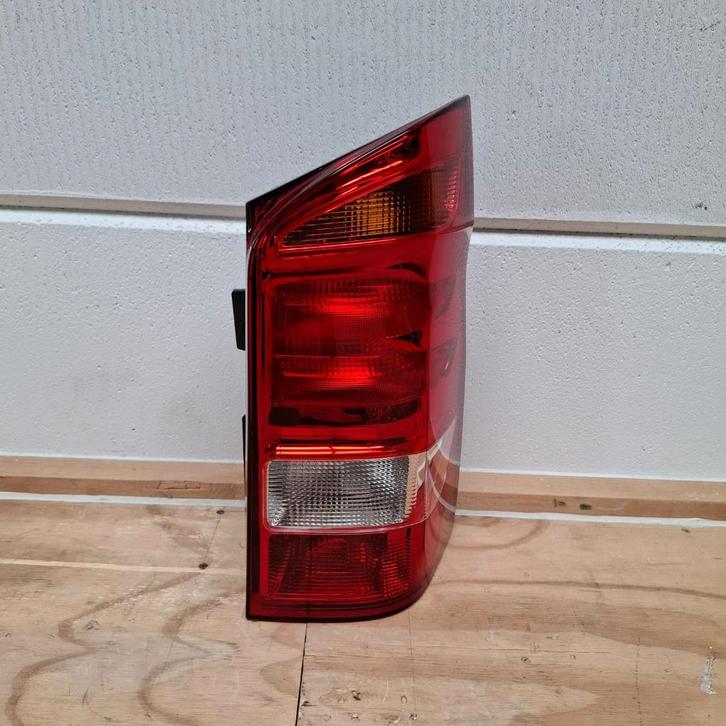 Achterlicht Vito w447 Rechts Achterklep (Nieuw), Auto-onderdelen, Verlichting, Nieuw, 12 maanden garantie, Mercedes-Benz, Ophalen of Verzenden