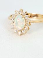 Ring - 9 kt. Geel goud Opaal - Diamant