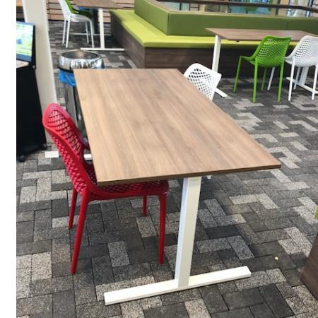 (MDK-105155) Kwadrant tafel nieuw, Huis en Inrichting, Bureaus, Nieuw, Ophalen of Verzenden