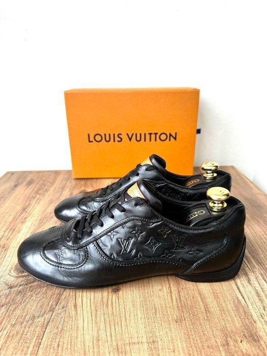 Louis Vuitton - RUNNER TATIC Sneakers - Maat: Schoenen / EU - Catawiki
