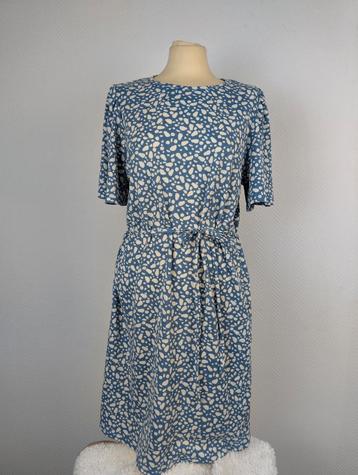 Vila blue patterned dress with belt - Medium beschikbaar voor biedingen