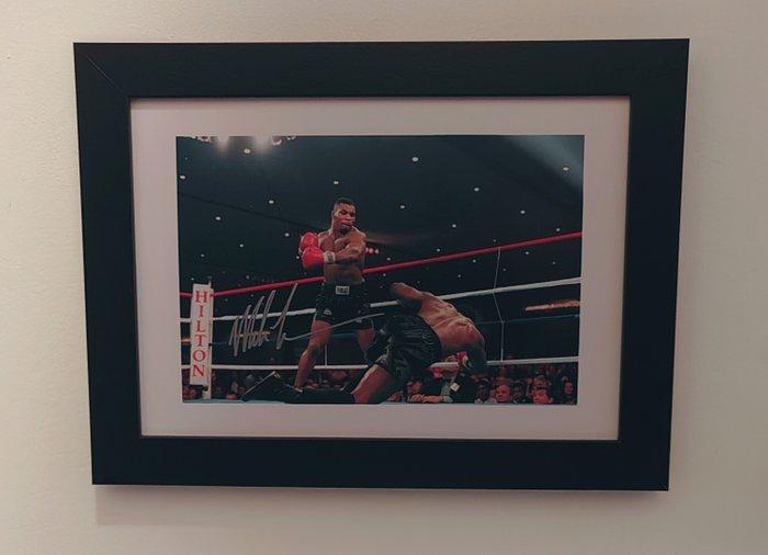 Mike Tyson - Foto, Verzamelen, Overige Verzamelen