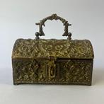Kist - Reliquary Chasse - Relic box - Casket bronze - ca.