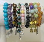Set van 20 religieuze armbanden, van natuurlijke stenen, met