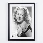 Marilyn Monroe 1947 - Fine Art Photography - Luxury Wooden, Verzamelen, Film en Tv, Nieuw