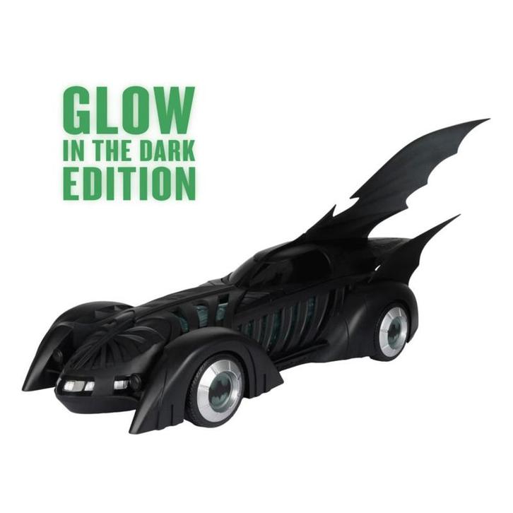 Batman Forever DC Multiverse Vehicle Batmobile Glow in th..., Verzamelen, Film en Tv, Zo goed als nieuw, Verzenden