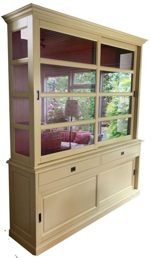 Buffetkast roomgeel – rood Nijkerk 220 x 240cm, Huis en Inrichting, Kasten | Buffetkasten, Ophalen of Verzenden