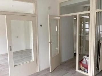 Te huur 2 kamer appartement, IJdoornlaan, Amsterdam beschikbaar voor biedingen