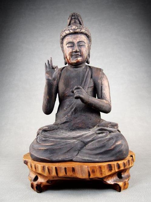 Very rare the seated Kannon Bodhisattva statue  from, Antiek en Kunst, Antiek | Overige Antiek