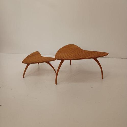 Kris Devillé - Kris Devillé - Set bijzettafels (2) - Zebrano, Antiek en Kunst, Kunst | Designobjecten