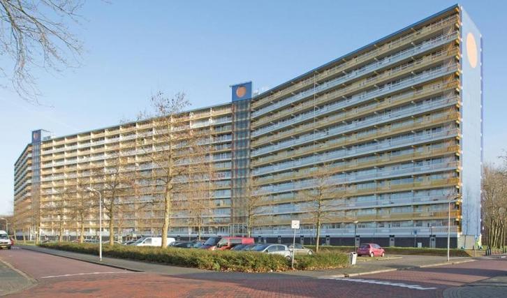 Te Huur 3 Kamer Appartement Pharus In Zaandam, Huizen en Kamers, Huizen te huur, Direct bij eigenaar, Noord-Holland, Appartement