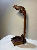 Asbak - Gesneden Art Deco Asbak met Luciferhouder - Hout