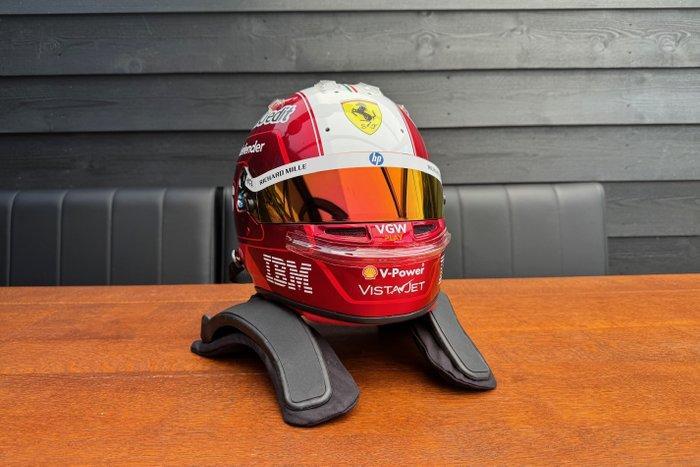 Ferrari - Imola GP - Charles Leclerc - 2025 - Replica helmet, Verzamelen, Automerken, Motoren en Formule 1