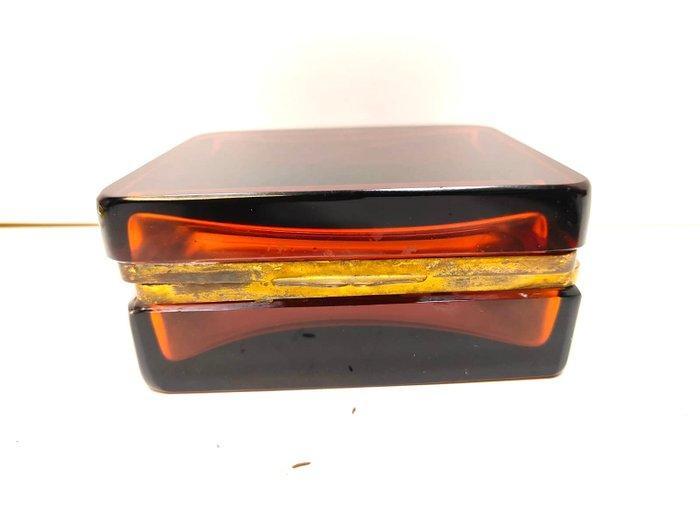 Sieradendoos - Juwelenkistje van rood glas (ongeveer 1,1 kg), Antiek en Kunst, Antiek | Glas en Kristal
