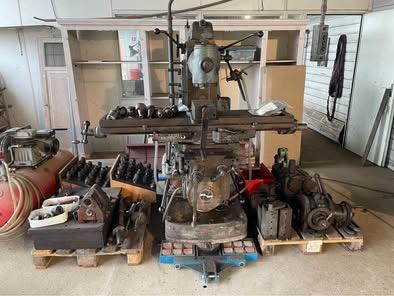 Te koop universele freesbank, Zakelijke goederen, Machines en Bouw | Metaalbewerking