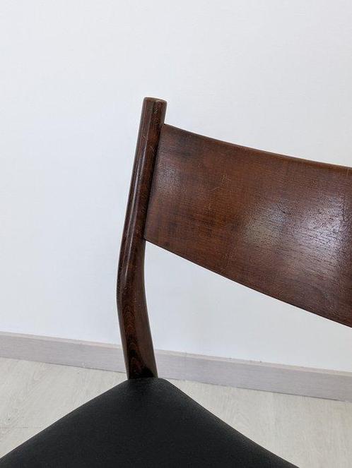 Stoel - Hout, Leder - Twee vintage stoelen, Antiek en Kunst, Kunst | Designobjecten