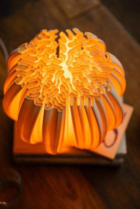 Michael Jasinski - Tafellamp - SX3 - Biopolymeer, Antiek en Kunst, Kunst | Designobjecten