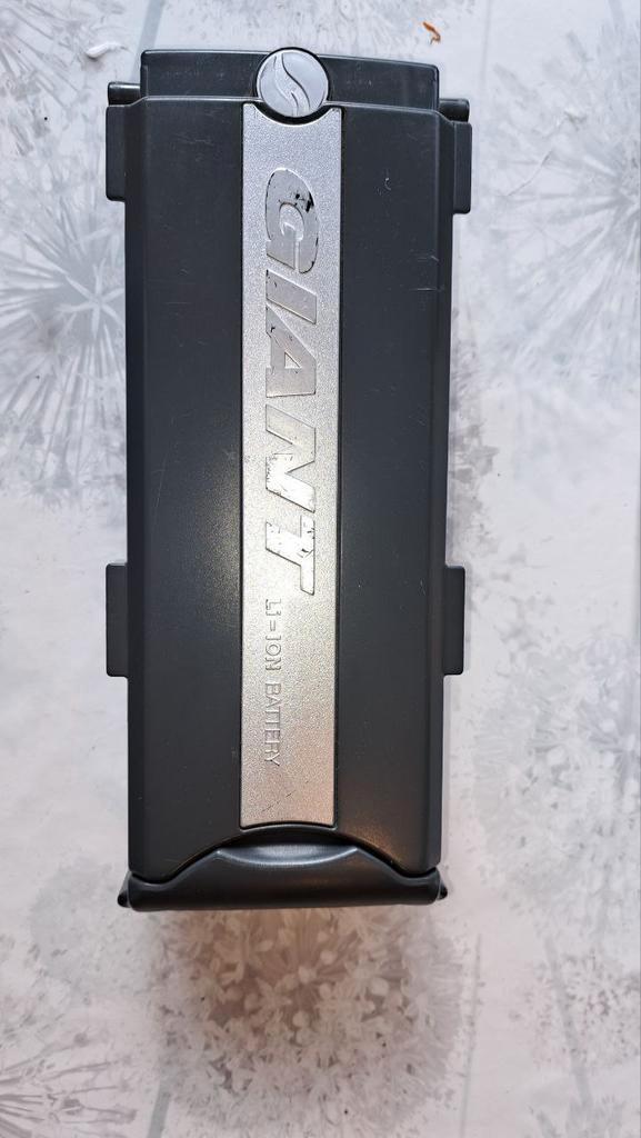 NAJAARS ACTIE  Revisie GIANT accus 10-25% korting, Fietsen en Brommers, Fietsaccessoires | Fietsaccu's, Gebruikt, Ophalen of Verzenden