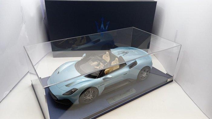 Maserati Model 1:12 - Modelauto - Maserati MC20 Cielo Press, Hobby en Vrije tijd, Modelauto's | 1:5 tot 1:12