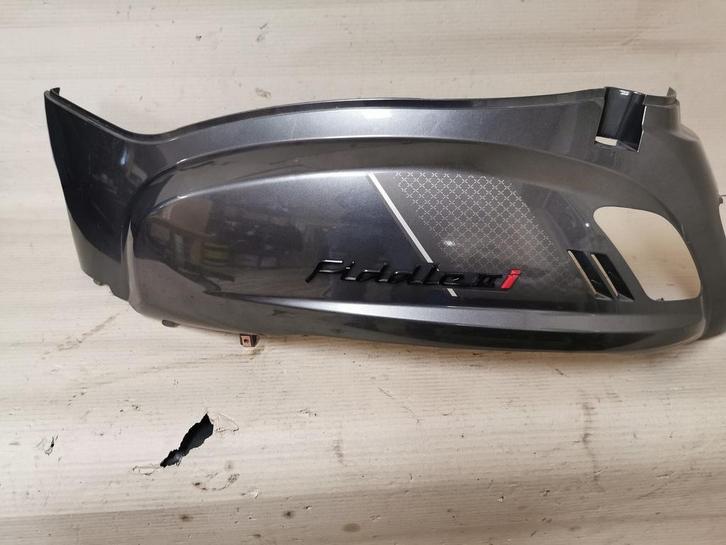 Sym Fiddle 2 E5 Injectie 2022 / zijscherm / achterkap /, Fietsen en Brommers, Brommeronderdelen | Scooters, Kap, Ophalen of Verzenden