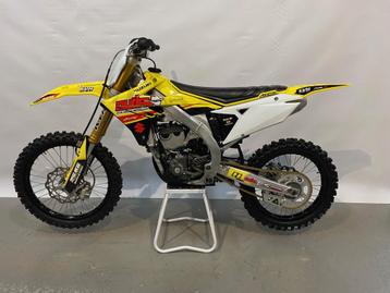 Suzuki RMZ 250 2023 - Hele nette motor beschikbaar voor biedingen