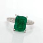 Zonder Minimumprijs - 3.00 ct Green Emerald & 0.80 ct Light