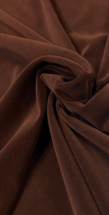 Prachtig warm bruin velours. - Textiel - 500 cm - 140 cm, Antiek en Kunst, Kunst | Designobjecten