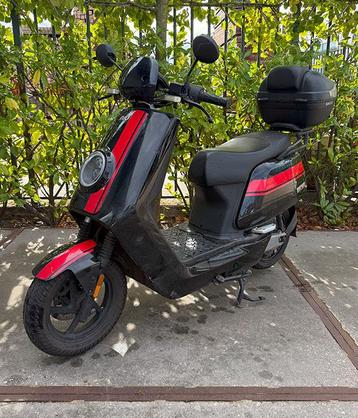 NIU NQI PRO 45km/u Zwart-Rood 2019 beschikbaar voor biedingen