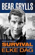 Survival elke dag 9789024562589 Bear Grylls, Verzenden, Zo goed als nieuw, Bear Grylls