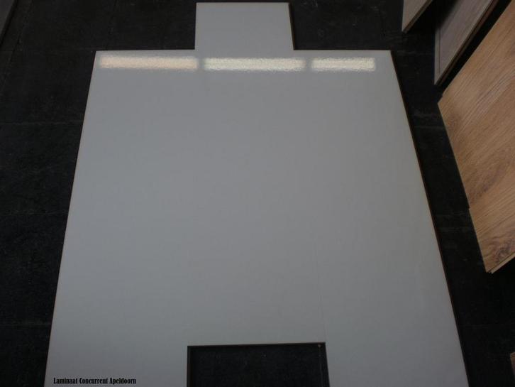 Hoogglans Tegel laminaat zonder naad Wit €29,95m2 Big slab, Doe-het-zelf en Verbouw, Vloerdelen en Plavuizen, 30 cm of meer, 50 tot 150 cm