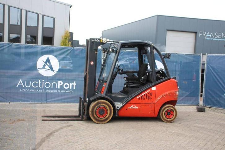 Veiling: Heftruck Linde H25T LPG 2500kg 2010, Zakelijke goederen, Machines en Bouw | Heftrucks en Intern transport, Heftruck, LPG