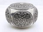Doos - Antieke Indiase doos Pandan of Betel - .900 zilver, Antiek en Kunst, Kunst | Niet-Westerse kunst