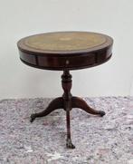 Ronde bijzet of wijntafel op driespant - Bijzettafel -