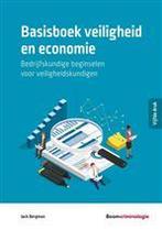 Basisboek veiligheid en economie, 9789462361690, Boeken, Zo goed als nieuw, Studieboeken, Verzenden