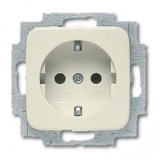 Busch-Jaeger wandcontactdoos + RA 1V wit (creme) 20, Doe-het-zelf en Verbouw, Elektra en Kabels, Stopcontact, Nieuw