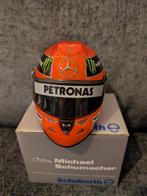 Schaal 1/2 helm - Michael Schumacher - Schuberth - 2011, Verzamelen, Nieuw