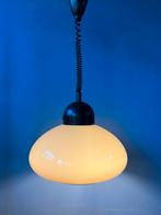 Space Age Mushroom Pendant Light by Dijkstra - Beige Mid Cen, Huis en Inrichting, Lampen | Hanglampen, Ophalen of Verzenden, Nieuw