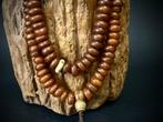 Boeddhistische mala, gebedskralen - Fenolhars, conch schelp,, Antiek en Kunst