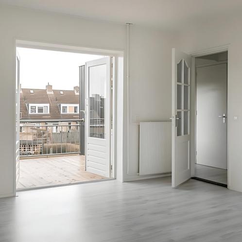 Appartement met balkon en gestoffeerd interieur, Huizen en Kamers, Huizen te huur, Direct bij eigenaar, Appartement