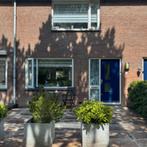 Eengezinswoning met tuin en gestoffeerd inclusief ..., Huizen en Kamers, Heemskerk