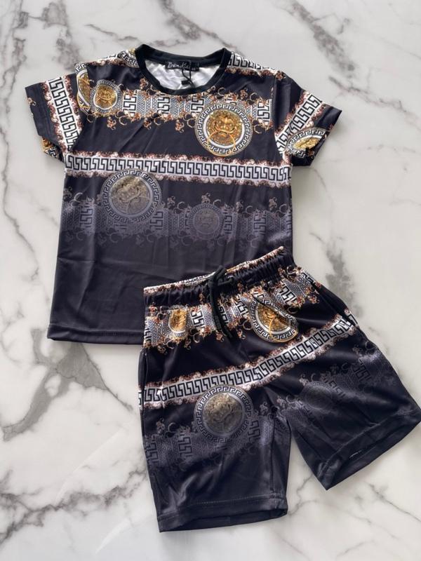 Sportief jongens 2 delige set Zwart met een leuke print, Kinderen en Baby's, Kinderkleding | Kinder-kledingpakketten, Nieuw, Overige maten