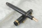 Pilot - Custom 74 Black GT 14K Gold Nib M - Vulpen, Verzamelen, Pennenverzamelingen, Nieuw