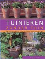 Tuinieren zonder tuin 9789062488339 J. Courtier, Boeken, Wonen en Tuinieren, Gelezen, J. Courtier, Verzenden