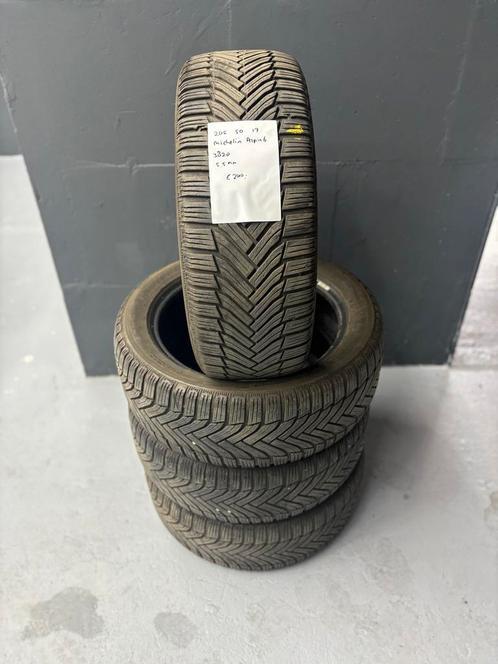 205/50/17 MICHELIN ALPIN 6 5,5MM 4 STUKS 240,- (3820), Auto-onderdelen, Banden en Velgen, 17 inch, BOVAG lid, Stiba lid, Erkend duurzaam