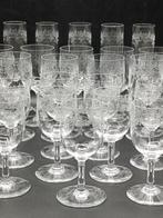 Baccarat - Drinkset (33) - Sévigné - Kristal - Spel bekers, Antiek en Kunst