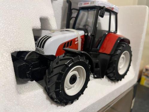 ROS 1:25 - Model landbouwmachine - Steyr CVT 70 tractor, Hobby en Vrije tijd, Modelauto's | 1:5 tot 1:12