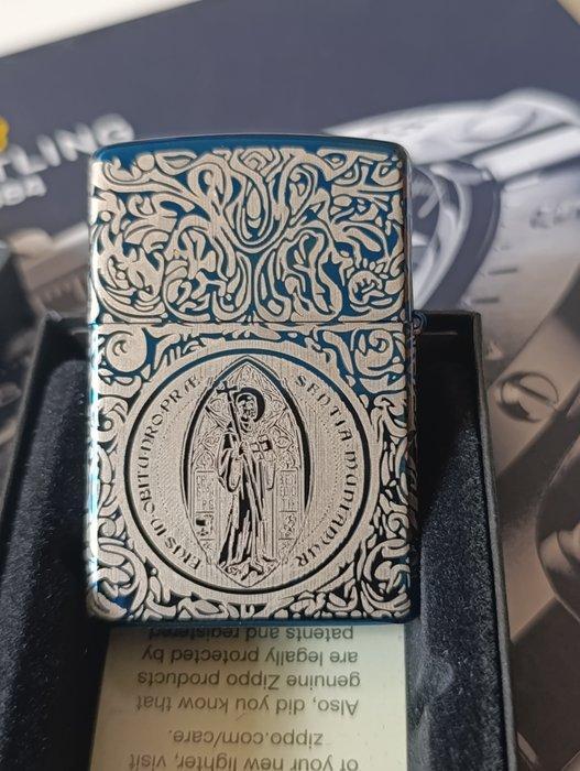 Zippo, Costantine Fiat Iustitia Et Piriat Mundus - Zonder, Verzamelen, Rookartikelen, Aanstekers en Luciferdoosjes